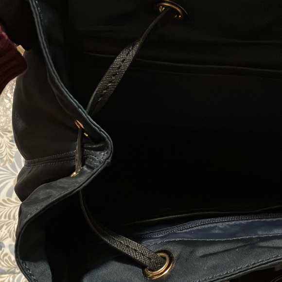 Michael Kors Navy Nylon Backpack Like New PRICE DROP! - Picture 11 of 12